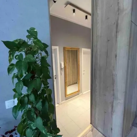 Cozy Apartment Bratislava Exterior photo